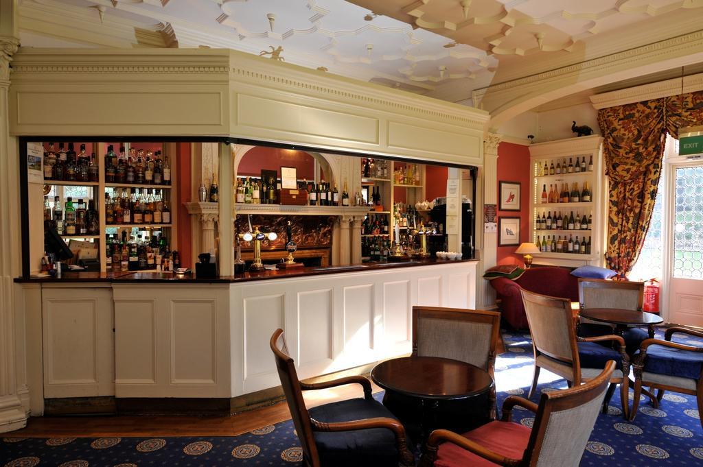 Hotel Western Grim's Dyke 4*