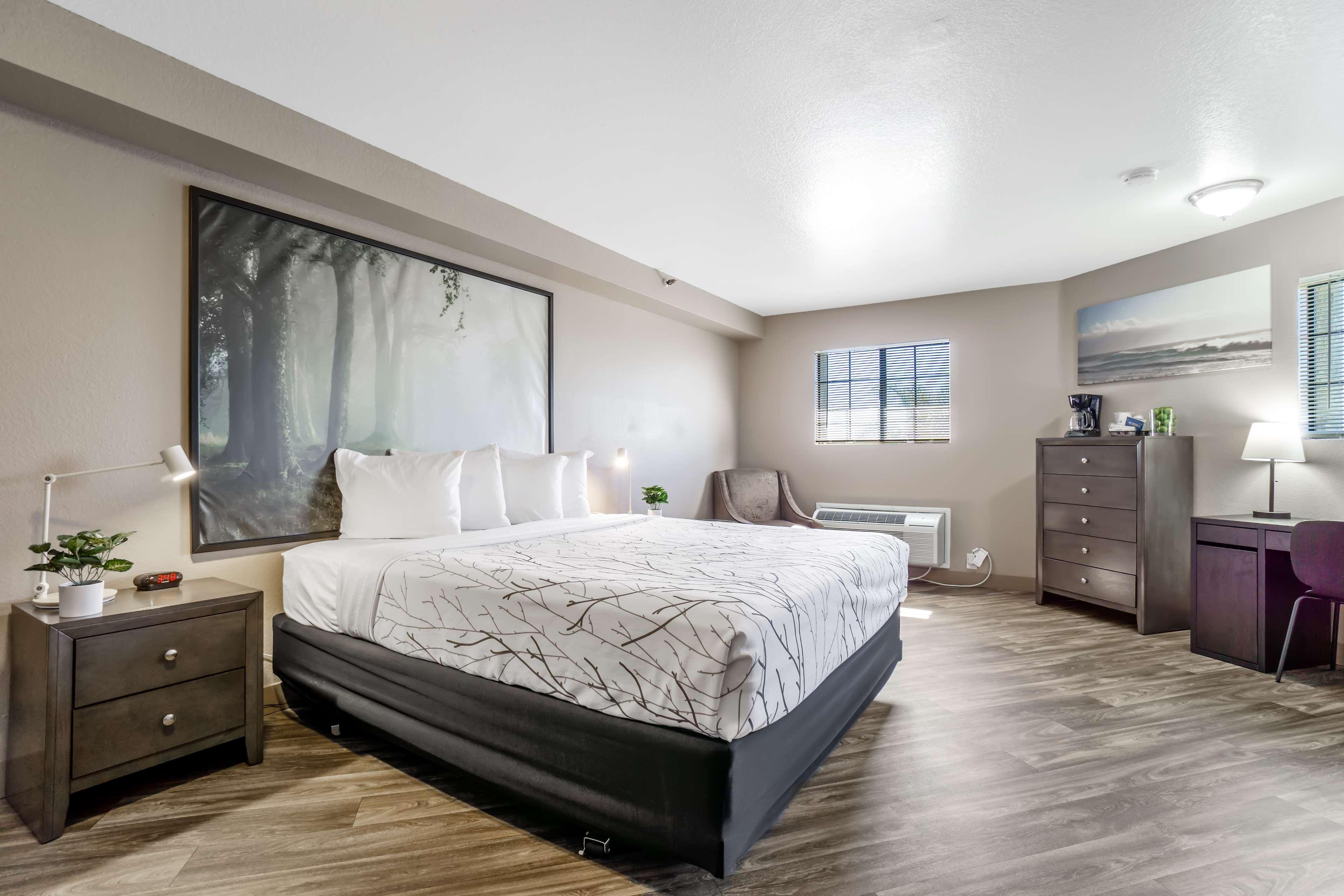 Hotel Western Grim's Dyke 4*